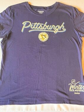 Reebok Ladies Pittsburgh Penguins 2011 Winter Classic Tee, Size Large